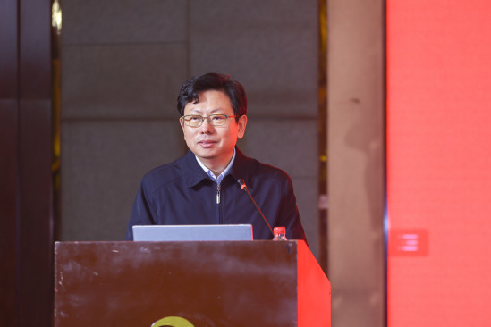第十八届全国钛及钛合金学术交流会在东北大学召开 高性能有色金属及合金材料的产学研协同新篇章